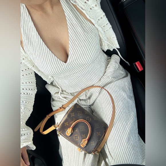 BERSHKA SET - Picture 2 of 5